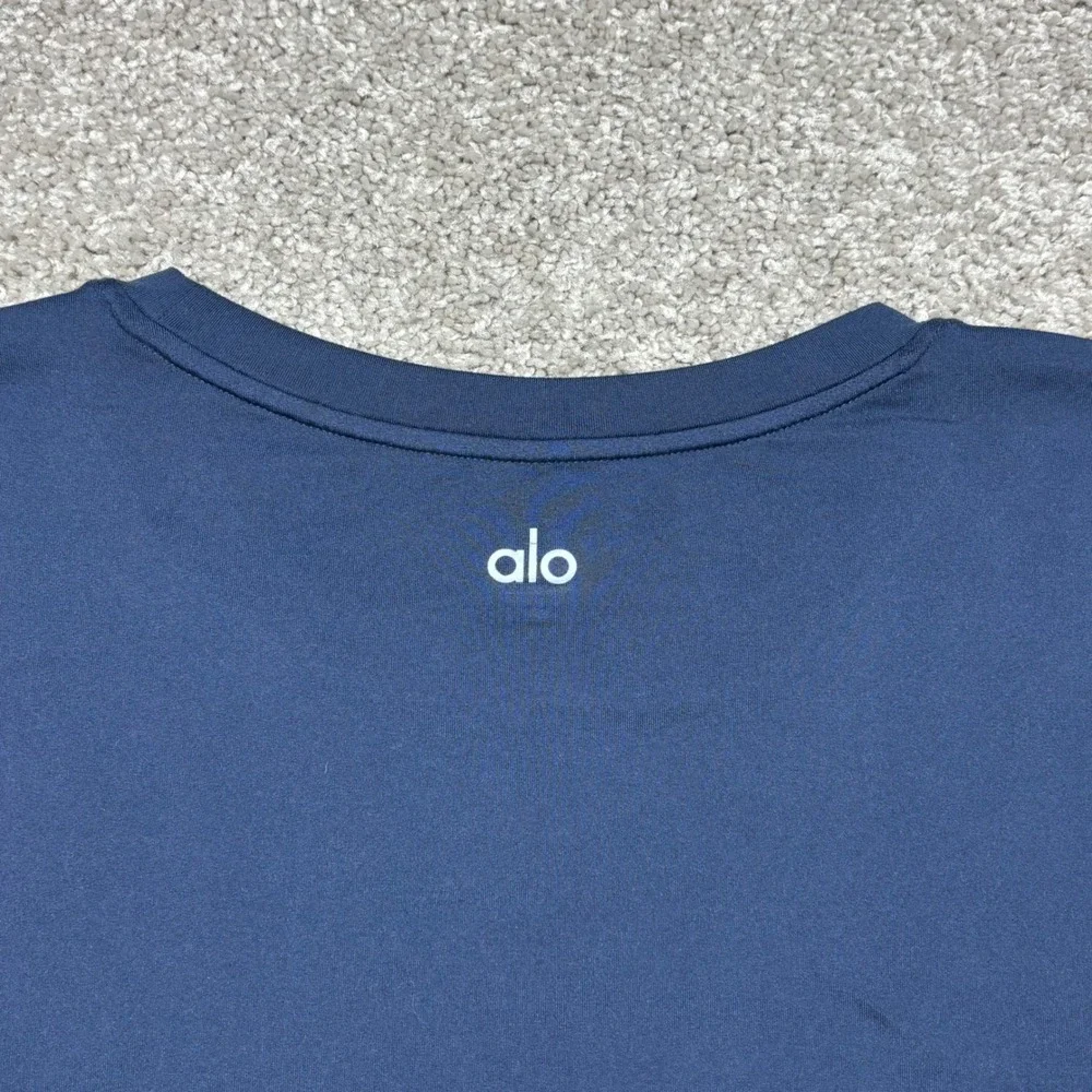 Alo Yoga Mens Navy Blue Short Sleeve Performance Crew Neck T-Shirt XL RN87370